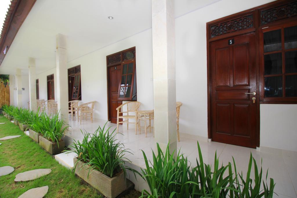 Andy Guesthouse Canggu Екстериор снимка