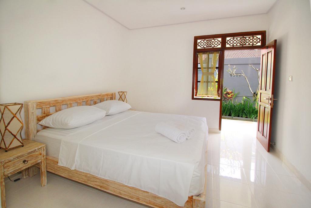 Andy Guesthouse Canggu Екстериор снимка