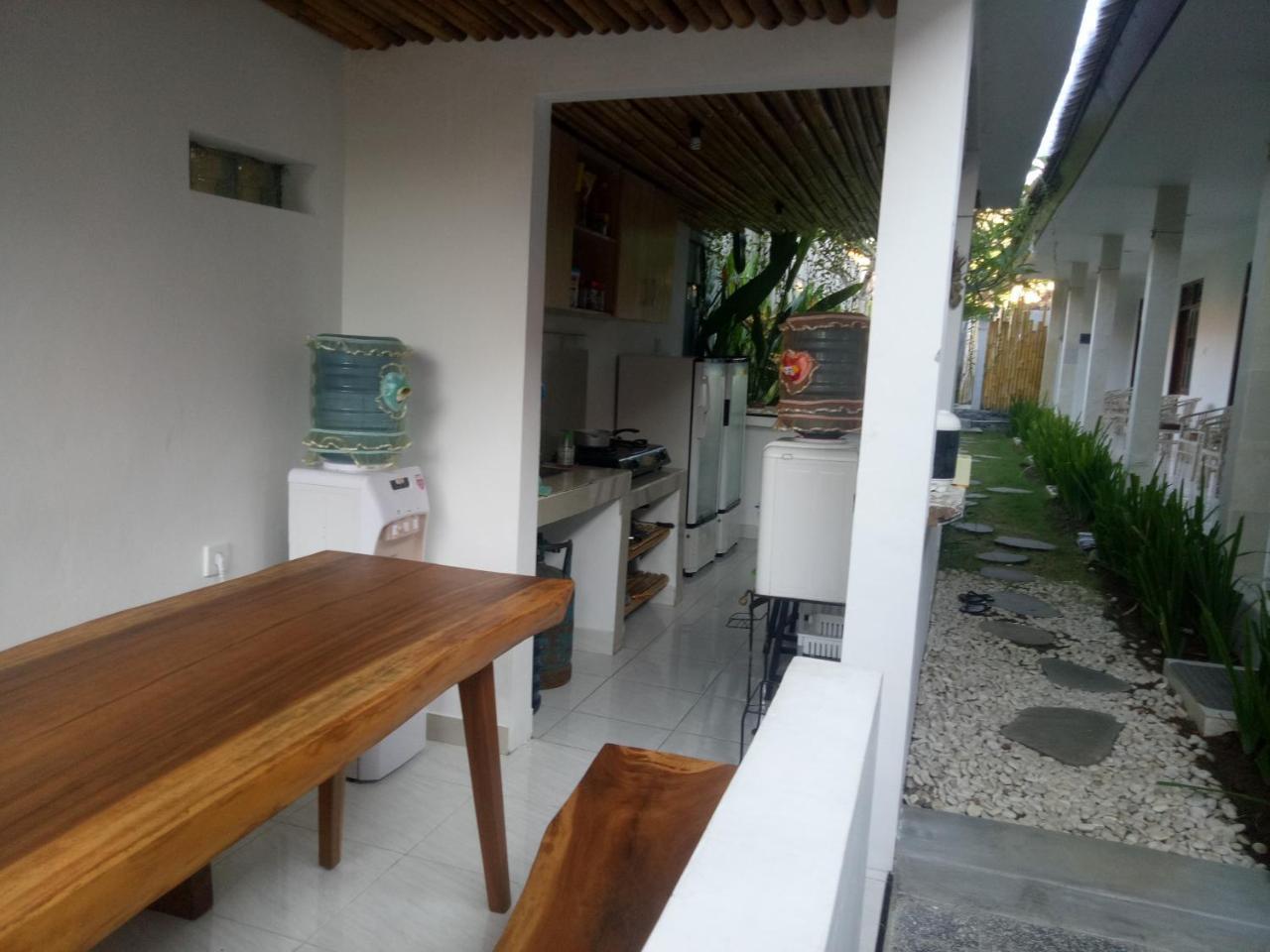 Andy Guesthouse Canggu Екстериор снимка