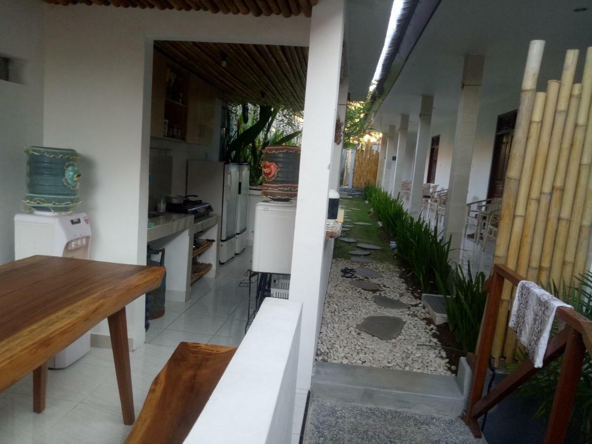 Andy Guesthouse Canggu Екстериор снимка
